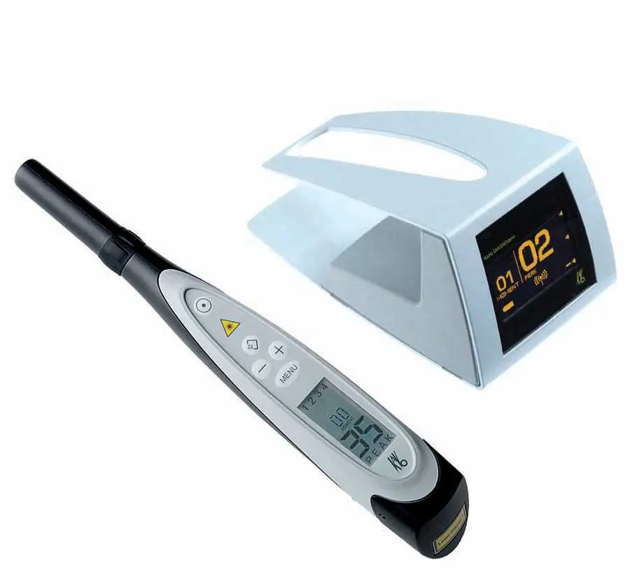 DIAGNOdent device used to scan tooth enamel